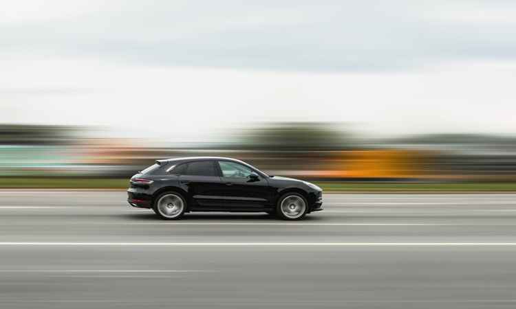 Crumple Zone in Cars Crumple Zone in Cars