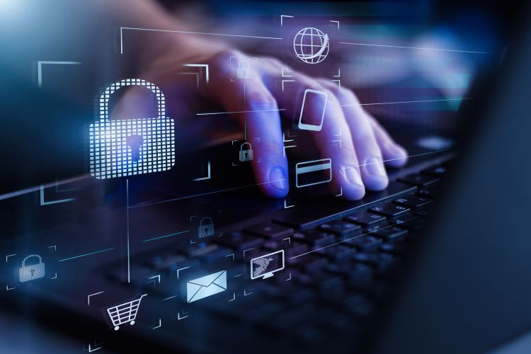 10 Online Safety Tips 10 Online Safety Tips