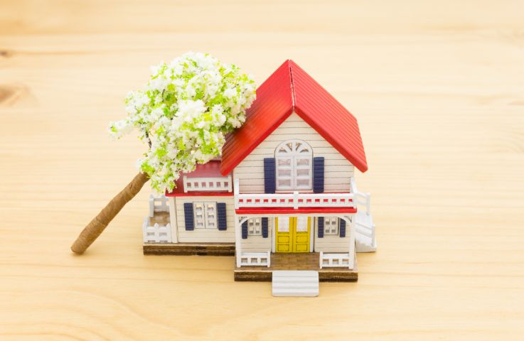 Planning to Buy Home Insurance? Here’s How to Compare Quotes From Insurers