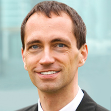Dr. Clemens Matthias Muth Dr. Clemens Matthias Muth