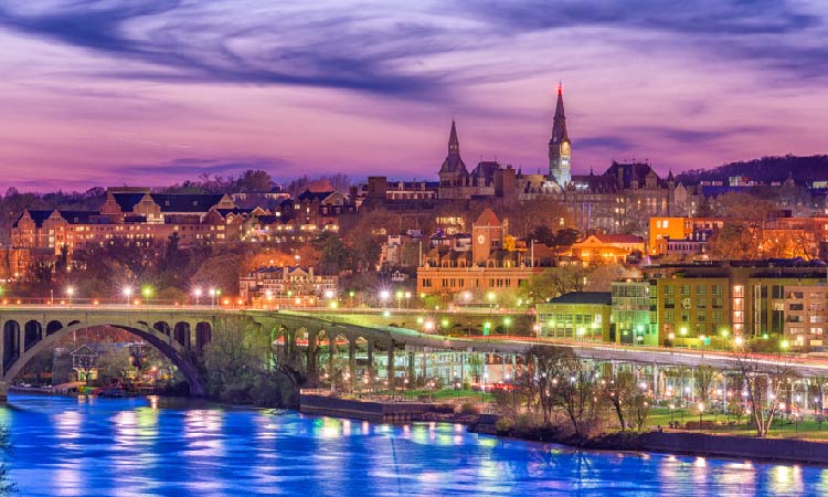 17 Most Beautiful College Towns In The US