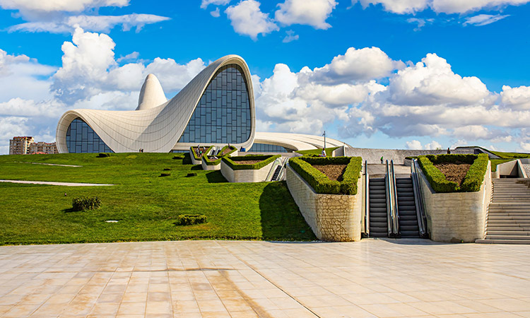 Baku Travel Guide: From Old City to Modern Marvels Baku Travel Guide: From Old City to Modern Marvels