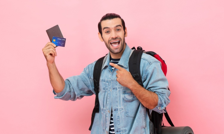 Indian Travellers Put Service First and People Over AI, Survey Finds Indian Travellers Put Service First and People Over AI, Survey Finds