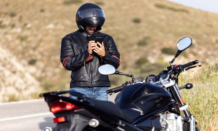 Safety Tips to Follow Along With Third-Party Bike Insurance Safety Tips to Follow Along With Third-Party Bike Insurance